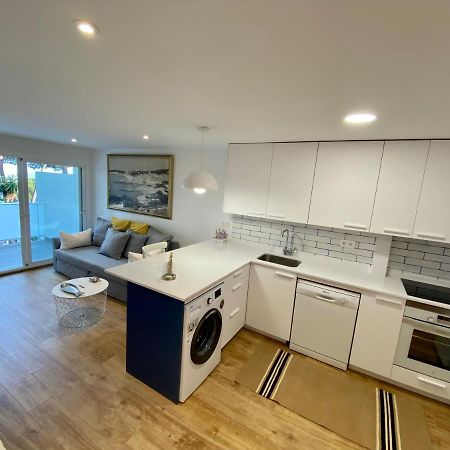 Maria Apartment Салоу Екстериор снимка