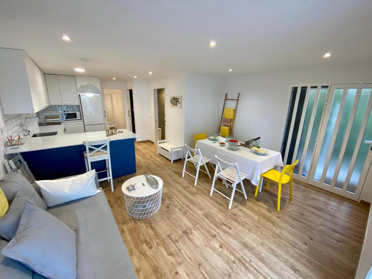 Maria Apartment Салоу Екстериор снимка