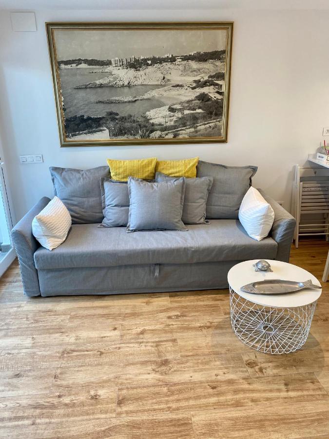 Maria Apartment Салоу Екстериор снимка