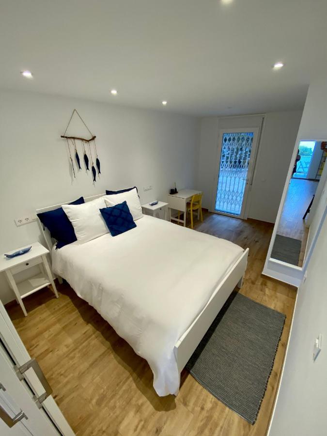 Maria Apartment Салоу Екстериор снимка